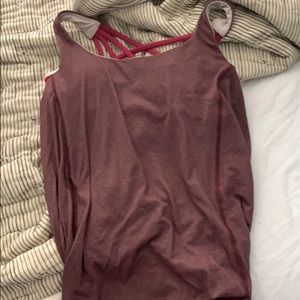 Lululemon top